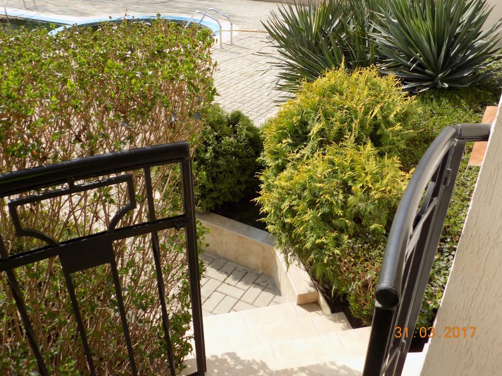Alex Deluxe Apartments ساني بيتش المظهر الخارجي الصورة